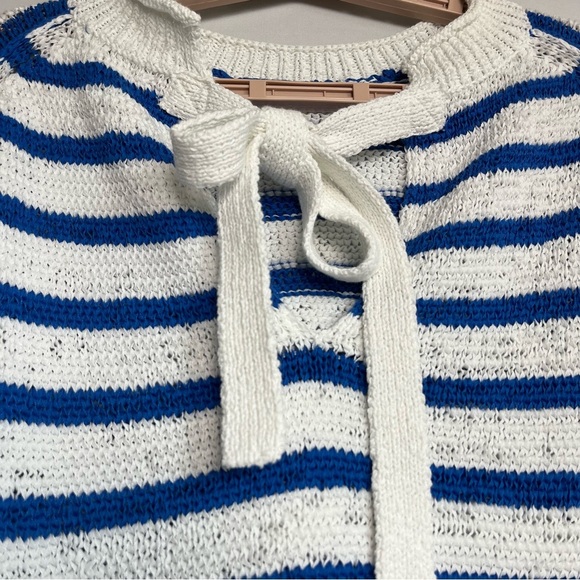 J.Crew Textured Tie Back Rollneck Sweater Sz S Blue White Oversized Boxy 2024 - Picture 11 of 15